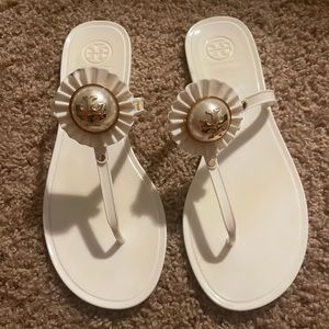 Tory Burch Mini Miller Jelly Thong Sandal — Ivory and Pearls Size 8